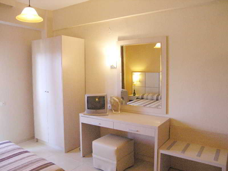 Aristotelis Hotel Fourka Luaran gambar