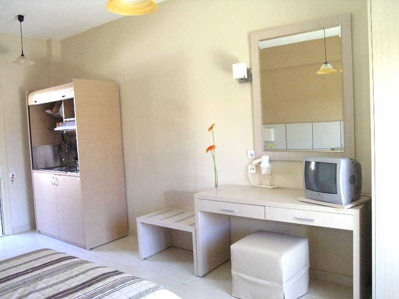 Aristotelis Hotel Fourka Luaran gambar