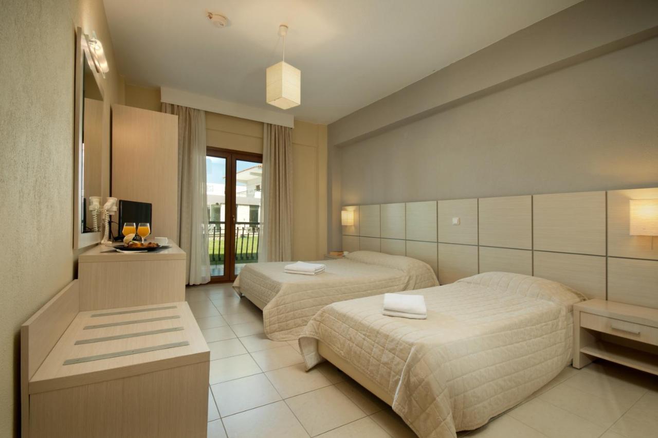 Aristotelis Hotel Fourka Luaran gambar